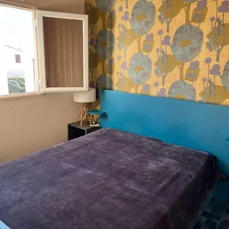 Apartamento T3 A Cap D'agde, 6 Pers, Au Bord De La Avec Parking Et Terrasse - Fr-1-749-13 Agde
